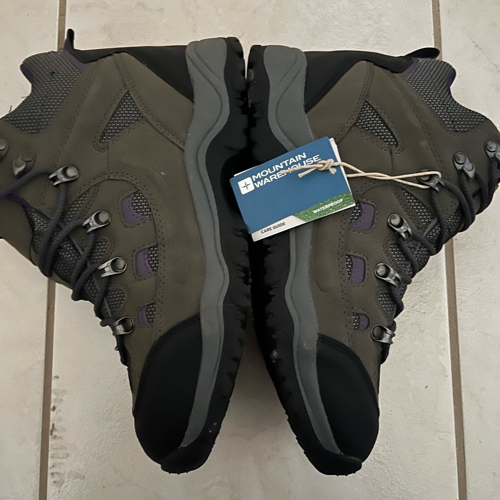 Mountain boots !!